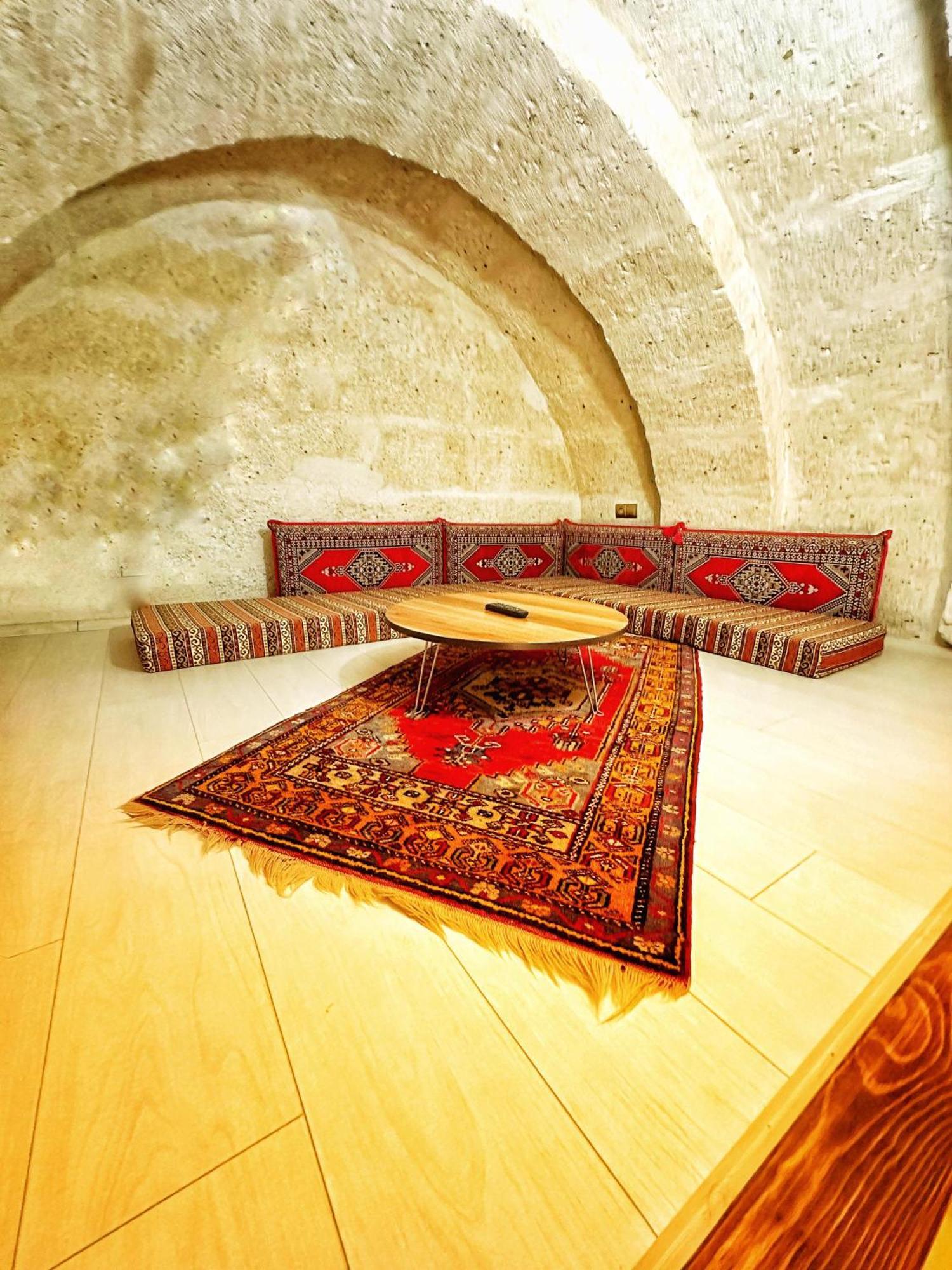 Gasthof Sakli Cave House